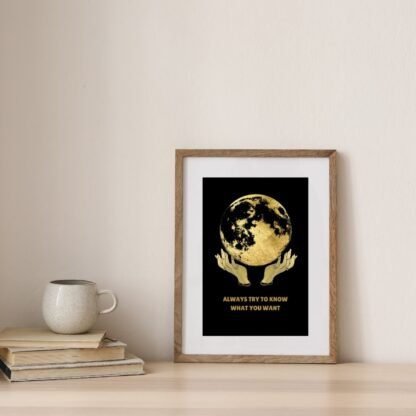 Decor modern cu tablou motivațional în nuanțe aurii și fundal întunecat