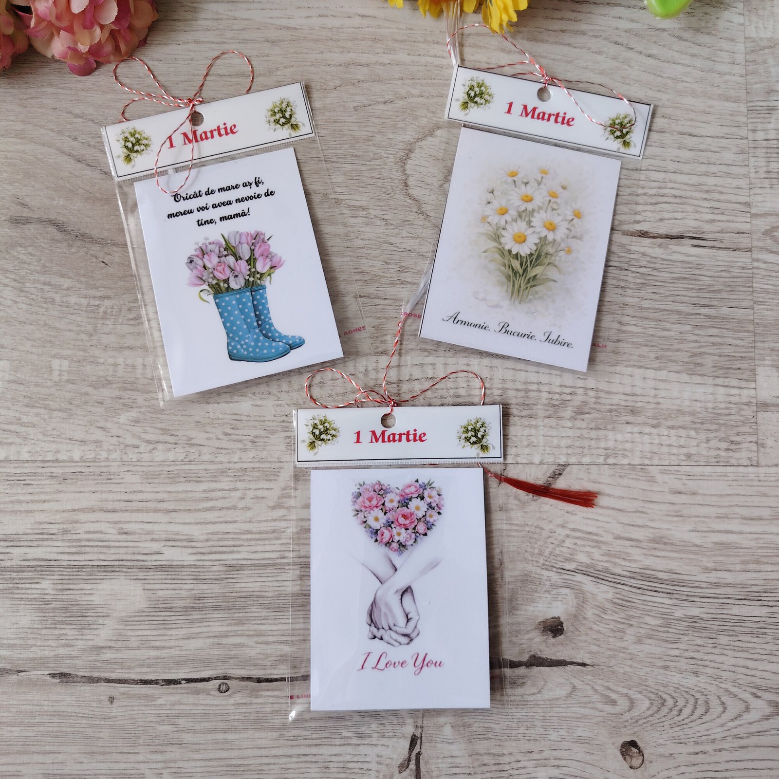 Martisoare cu mesaj de bucurie si iubire ilustrate floral